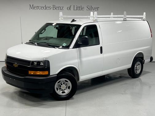 2025 Chevrolet Express 2500 RWD 2500 Regular Wheelbase WT