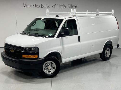 2025 Chevrolet Express 2500 RWD 2500 Regular Wheelbase WT