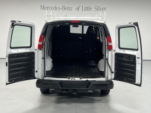 2025 Chevrolet Express 2500 RWD 2500 Regular Wheelbase WT