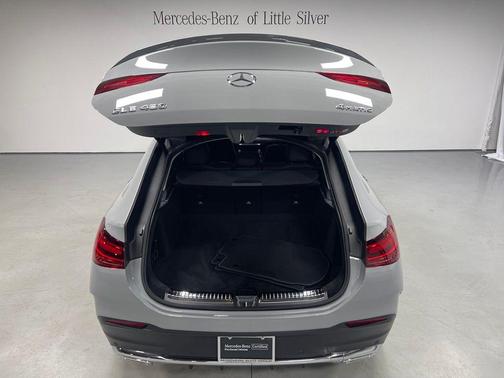 MANUFAKTUR Alpine Gray 2026 Mercedes-Benz GLE 450 4MATIC