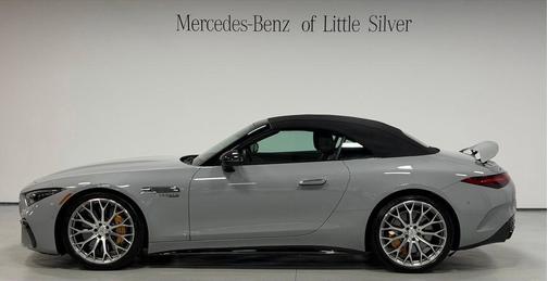 Alpine 2022 Mercedes-Benz AMG SL 63 Base