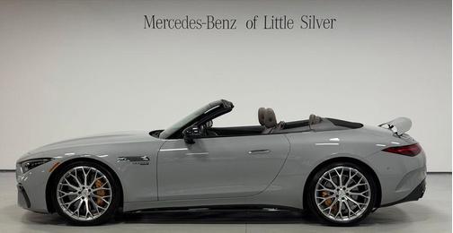 Alpine 2022 Mercedes-Benz AMG SL 63 Base