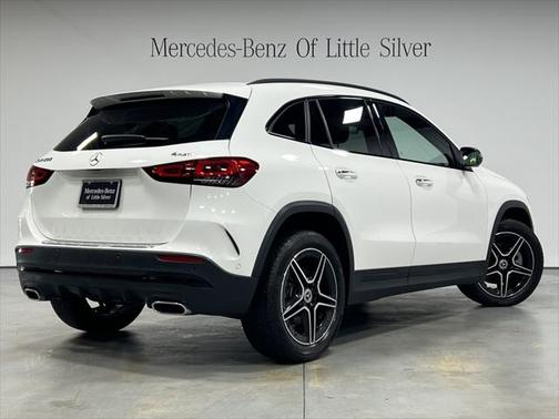 2021 Mercedes-Benz GLA 250 Base 4MATIC