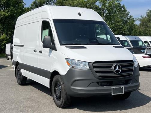 2025 Mercedes-Benz Sprinter 2500 Standard Roof