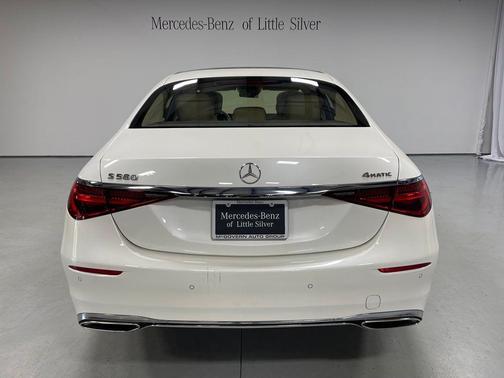 MANUFAKTUR Diamond White 2023 Mercedes-Benz S-Class 4MATIC