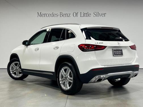 2022 Mercedes-Benz GLA 250 Base