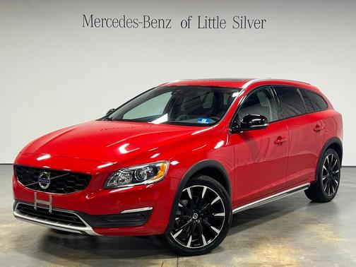 2018 Volvo V60 Cross Country T5 Platinum