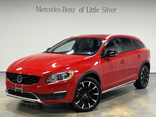 2018 Volvo V60 Cross Country T5 Platinum