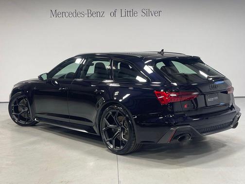 Black 2025 Audi RS 6 Avant 4.0T