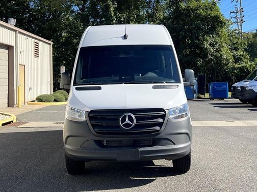 2025 Mercedes-Benz Sprinter 2500 High Roof