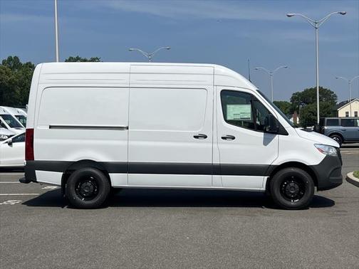 2025 Mercedes-Benz Sprinter 2500 Standard Roof