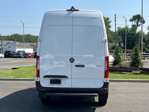 2025 Mercedes-Benz Sprinter 2500 Standard Roof