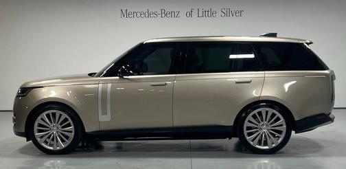 2023 Land Rover Range Rover First Edition