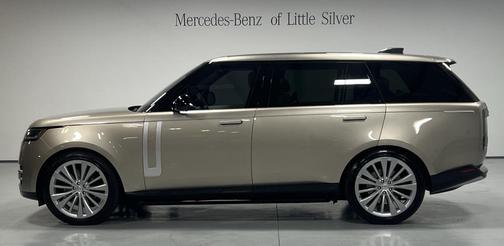 2023 Land Rover Range Rover First Edition