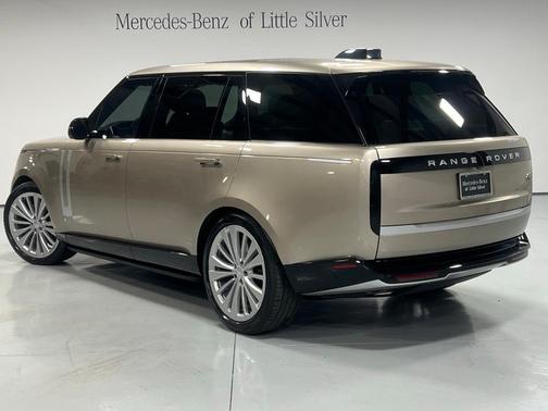 2023 Land Rover Range Rover First Edition