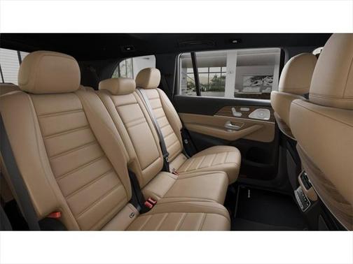 2025 Mercedes-Benz GLS 450 4MATIC