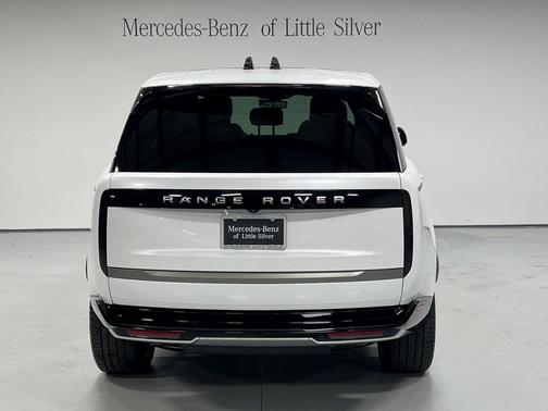 2024 Land Rover Range Rover P530 SE