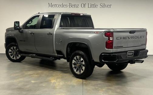 2024 Chevrolet Silverado 2500 Custom