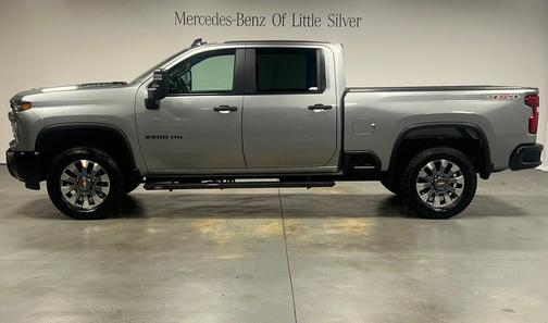 2024 Chevrolet Silverado 2500 Custom
