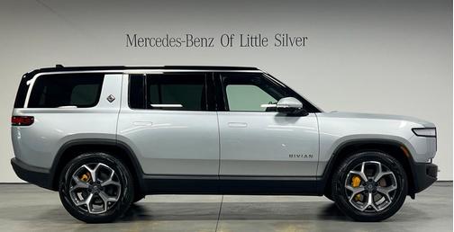 2023 Rivian R1S Adventure