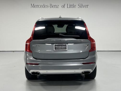 2020 Volvo XC90 T6 Momentum