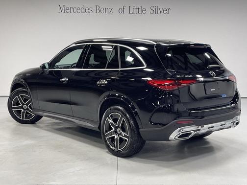 2026 Mercedes-Benz GLC 300 4MATIC