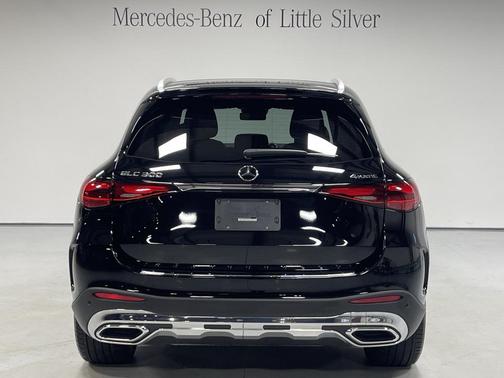2026 Mercedes-Benz GLC 300 4MATIC