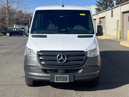 2025 Mercedes-Benz Sprinter 2500 Standard Roof