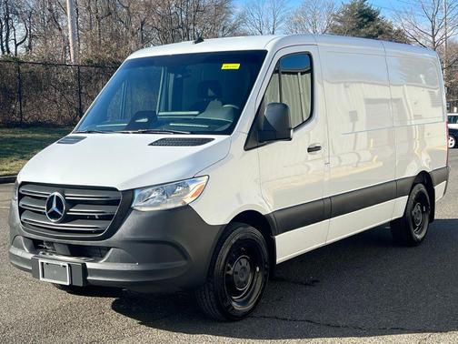 2025 Mercedes-Benz Sprinter 2500 Standard Roof