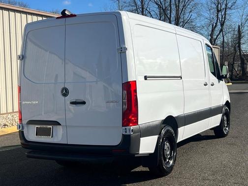 2025 Mercedes-Benz Sprinter 2500 Standard Roof
