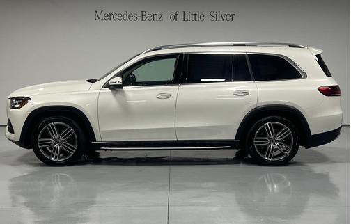 2023 Mercedes-Benz GLS 450 4MATIC