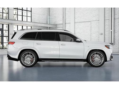 2026 Mercedes-Benz AMG GLS 63 Base