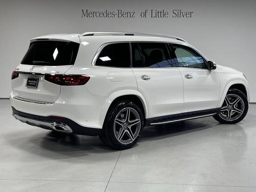 2026 Mercedes-Benz GLS 450 4MATIC