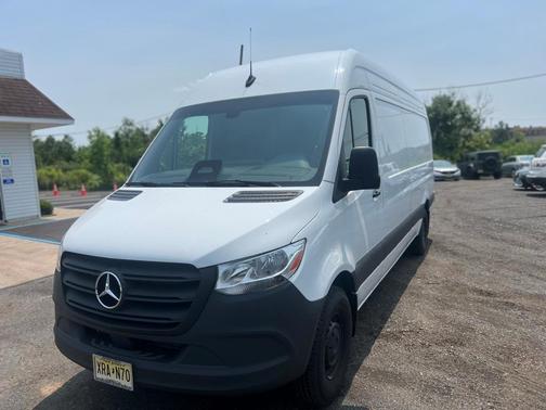 2025 Mercedes-Benz Sprinter 2500 High Roof
