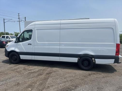 2025 Mercedes-Benz Sprinter 2500 High Roof