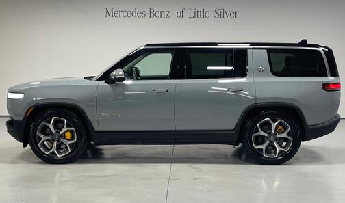 2023 Rivian R1S Adventure