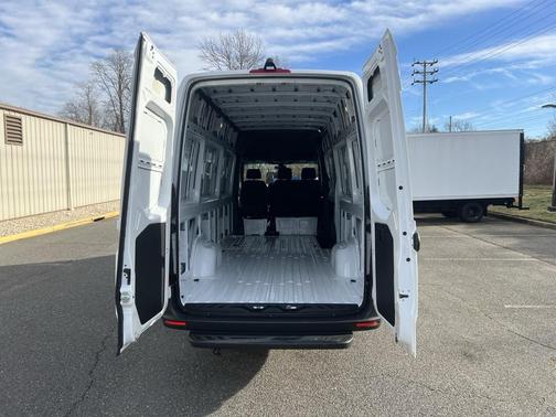 2025 Mercedes-Benz Sprinter 2500 High Roof