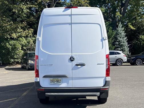 2025 Mercedes-Benz Sprinter 2500 Standard Roof