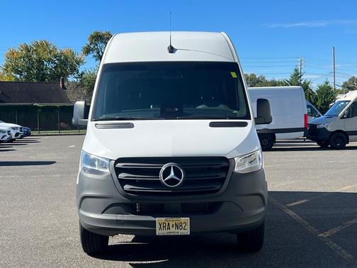 2025 Mercedes-Benz Sprinter 2500 Standard Roof