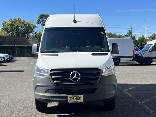 2025 Mercedes-Benz Sprinter 2500 Standard Roof