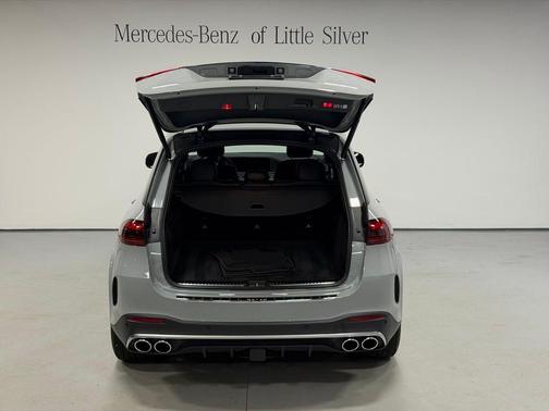 MANUFAKTUR Alpine Gray 2026 Mercedes-Benz AMG GLE 53 4MATIC+