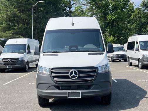 2025 Mercedes-Benz Sprinter 2500 Standard Roof