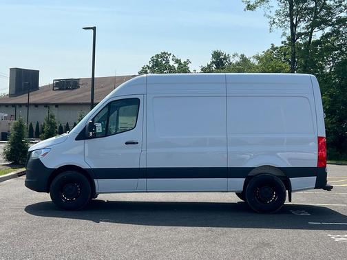 2025 Mercedes-Benz Sprinter 2500 Standard Roof