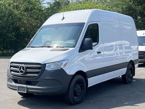 2025 Mercedes-Benz Sprinter 2500 Standard Roof