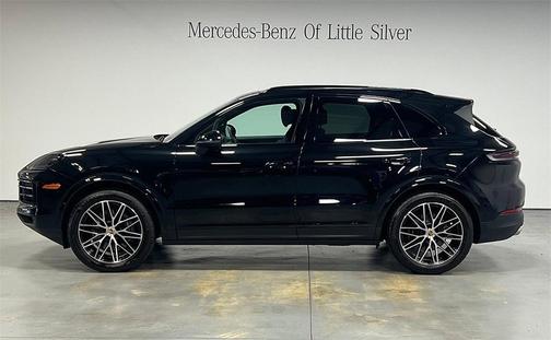 2024 Porsche Cayenne Base