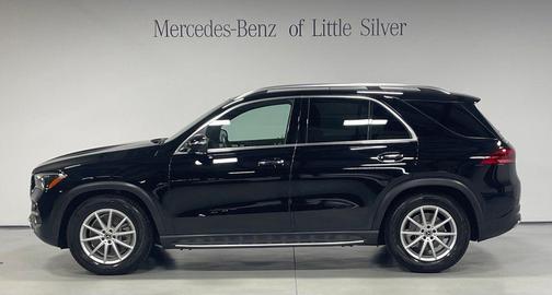 Black 2024 Mercedes-Benz GLE 450 4MATIC