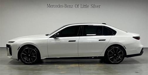 2023 BMW 760 i xDrive