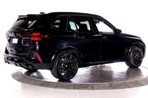 2025 BMW X5 M Base