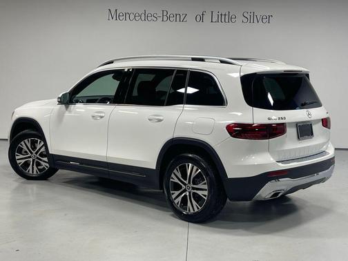 2026 Mercedes-Benz GLB 250 4MATIC