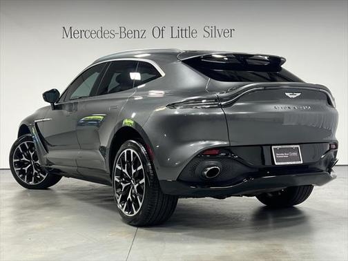 2021 Aston Martin DBX Base